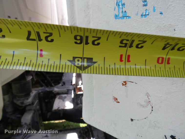 image for item DE7824 2004 Mack CV713 Granite dump truck