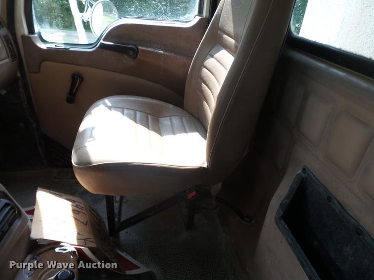 image for item DE7824 2004 Mack CV713 Granite dump truck