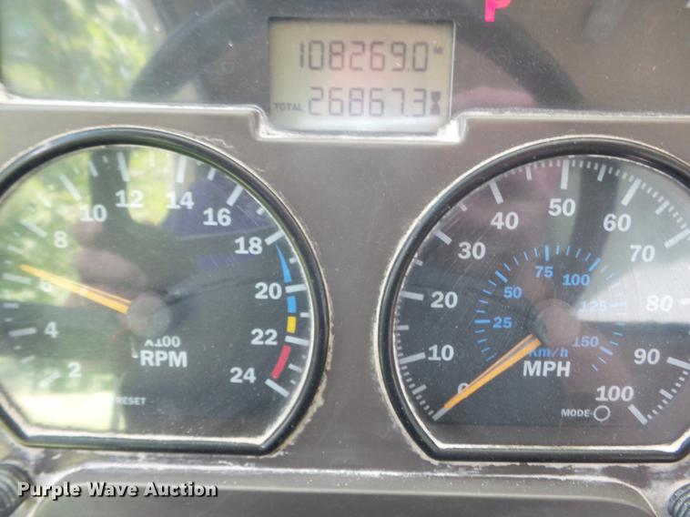 image for item DE7824 2004 Mack CV713 Granite dump truck