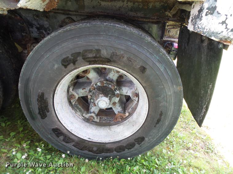 image for item DE7824 2004 Mack CV713 Granite dump truck