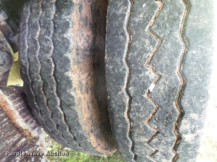 image for item DE7824 2004 Mack CV713 Granite dump truck