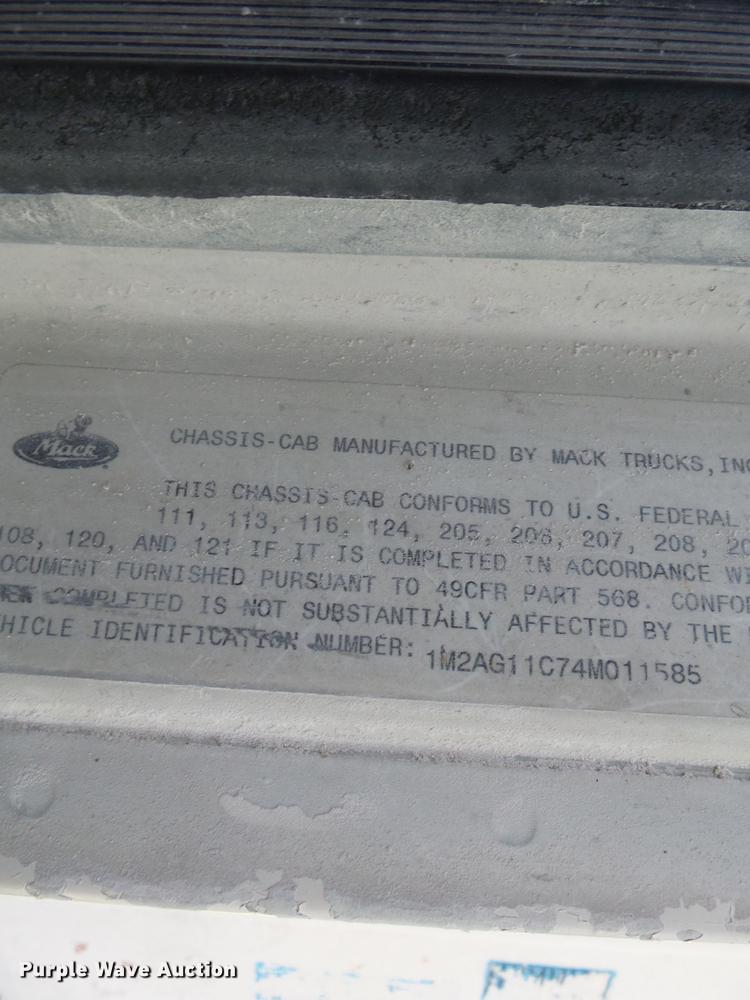 image for item DE7824 2004 Mack CV713 Granite dump truck