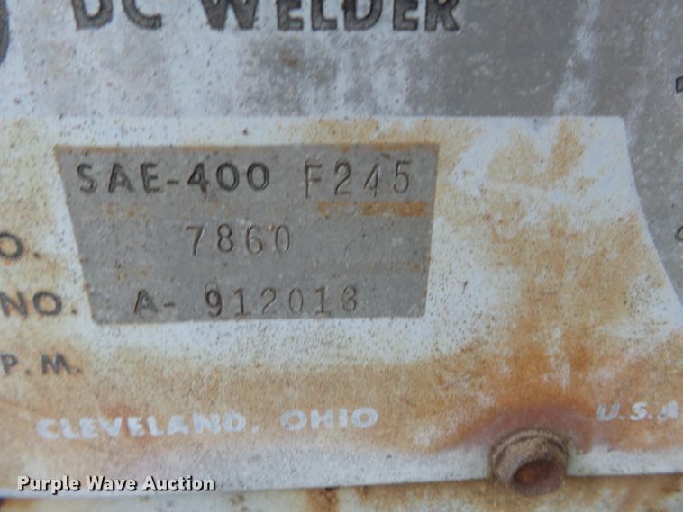 image for item DE7827 Lincoln SAE400 welder