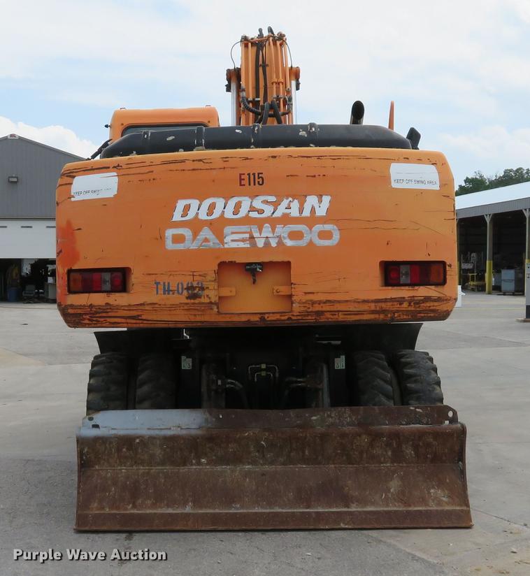 image for item DE8089 2006 Doosan Solar 210WV rubber tire excavator