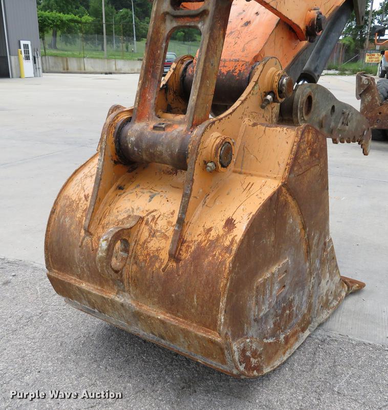 image for item DE8089 2006 Doosan Solar 210WV rubber tire excavator