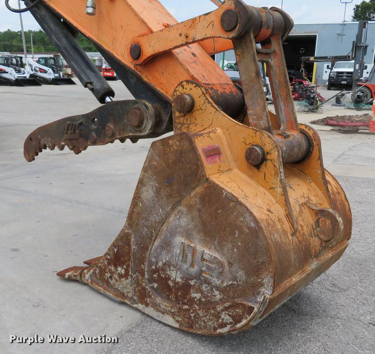 image for item DE8089 2006 Doosan Solar 210WV rubber tire excavator