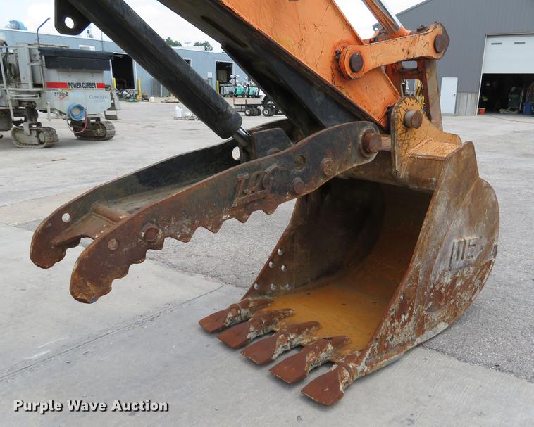 image for item DE8089 2006 Doosan Solar 210WV rubber tire excavator