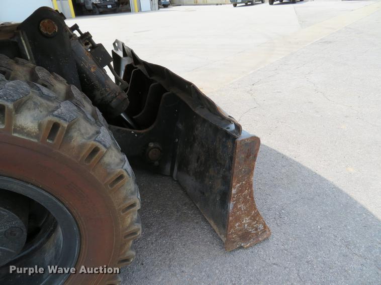 image for item DE8089 2006 Doosan Solar 210WV rubber tire excavator