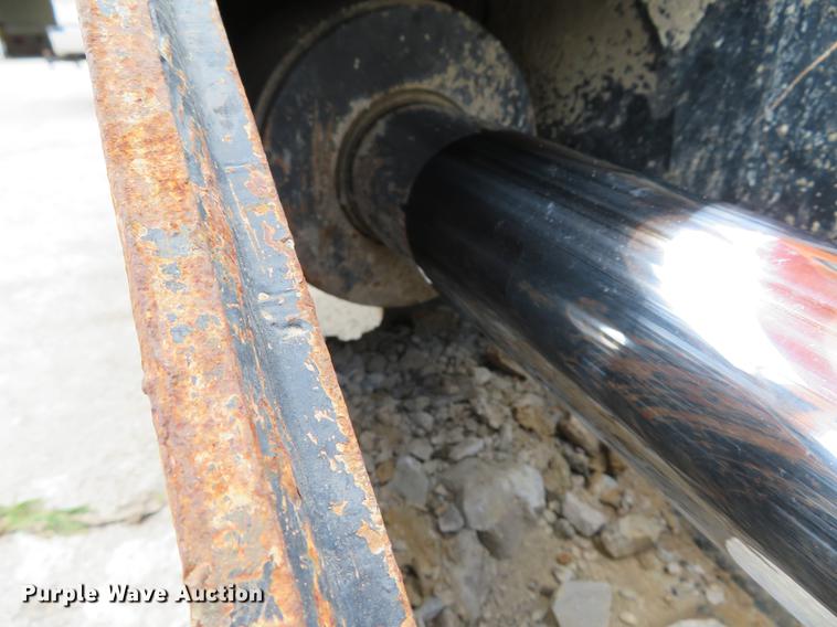 image for item DE8089 2006 Doosan Solar 210WV rubber tire excavator