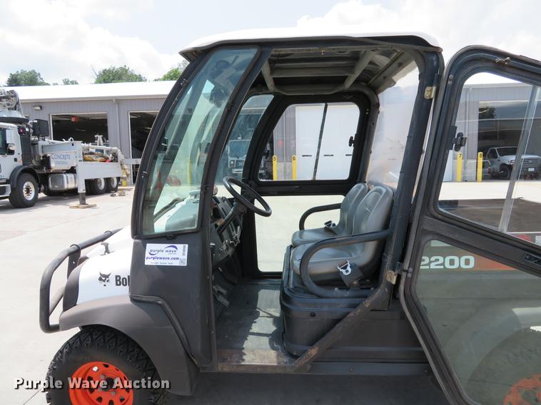 image for item DE8090 Bobcat 2200 utility vehicle