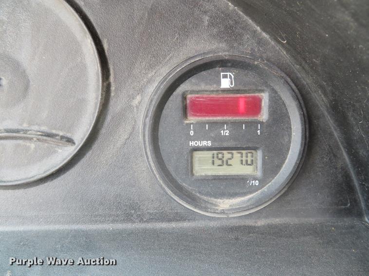 image for item DE8090 Bobcat 2200 utility vehicle