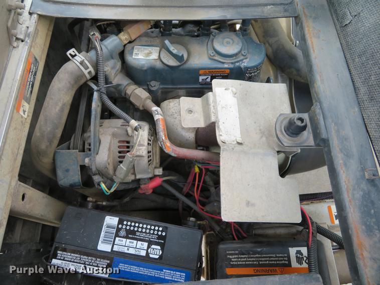 image for item DE8090 Bobcat 2200 utility vehicle