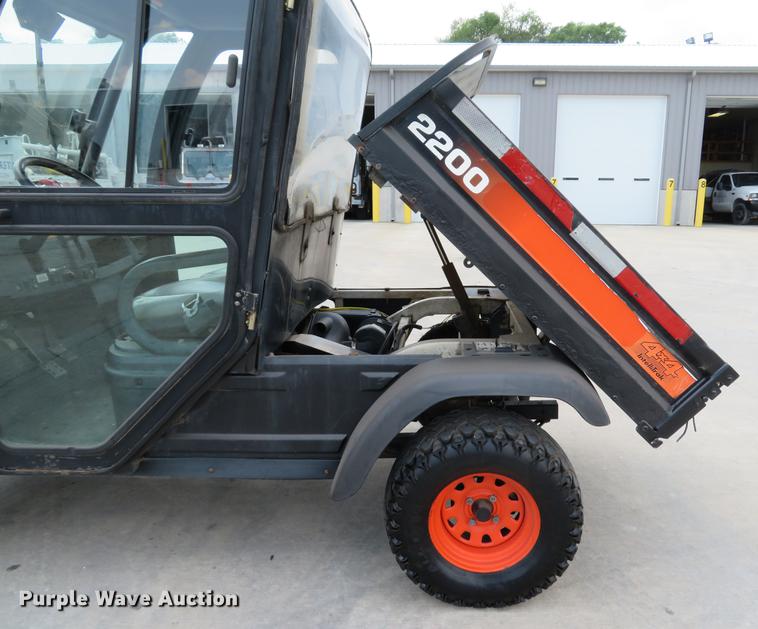 image for item DE8090 Bobcat 2200 utility vehicle