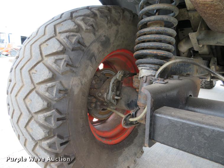 image for item DE8090 Bobcat 2200 utility vehicle