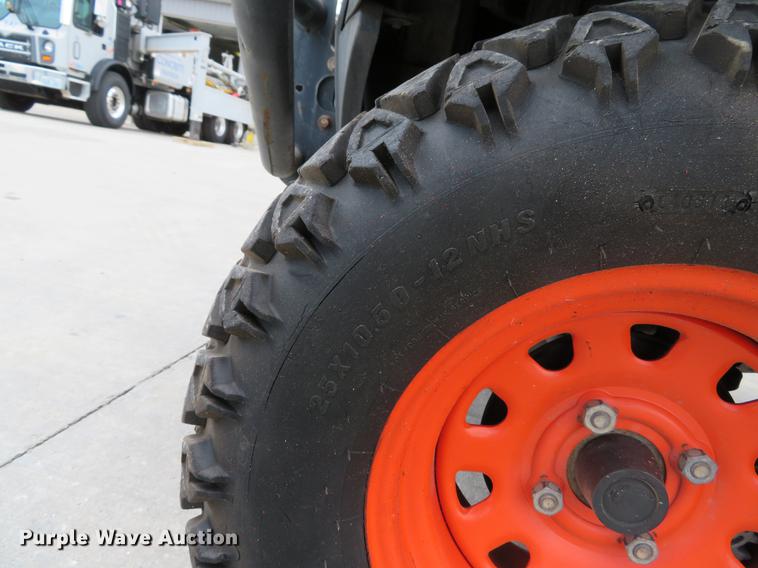 image for item DE8090 Bobcat 2200 utility vehicle