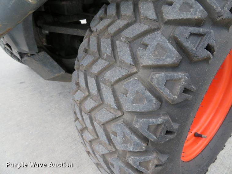 image for item DE8090 Bobcat 2200 utility vehicle