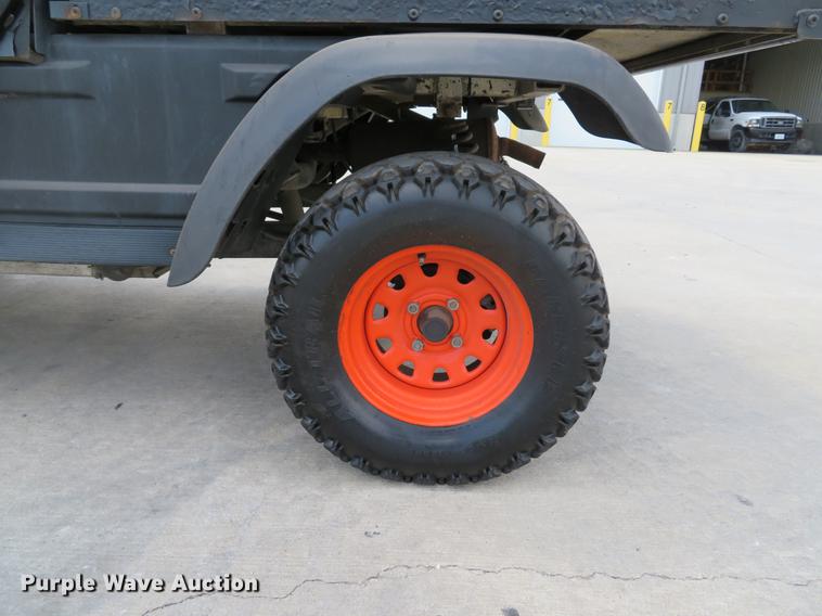 image for item DE8090 Bobcat 2200 utility vehicle