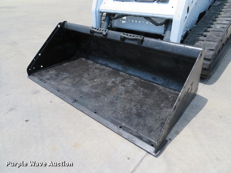 image for item DE8091 2011 Bobcat T180 skid steer