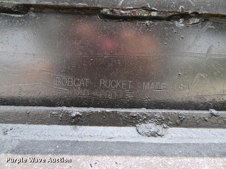 image for item DE8091 2011 Bobcat T180 skid steer