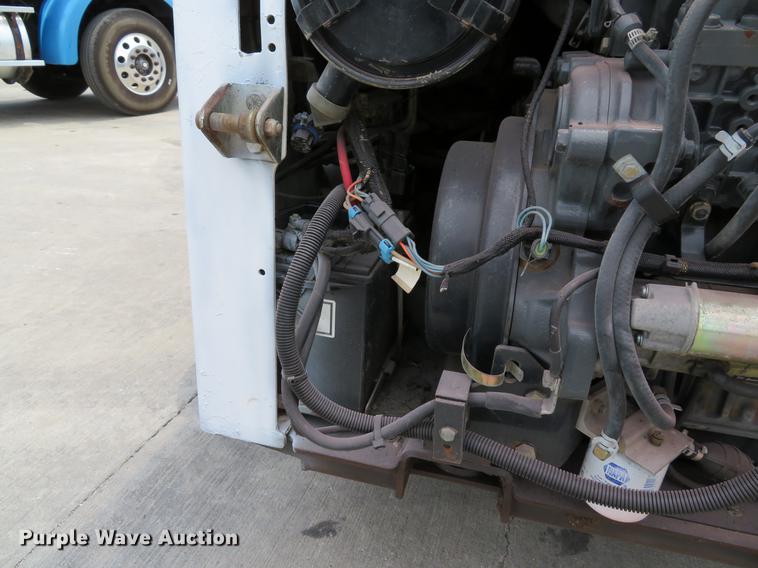 image for item DE8091 2011 Bobcat T180 skid steer