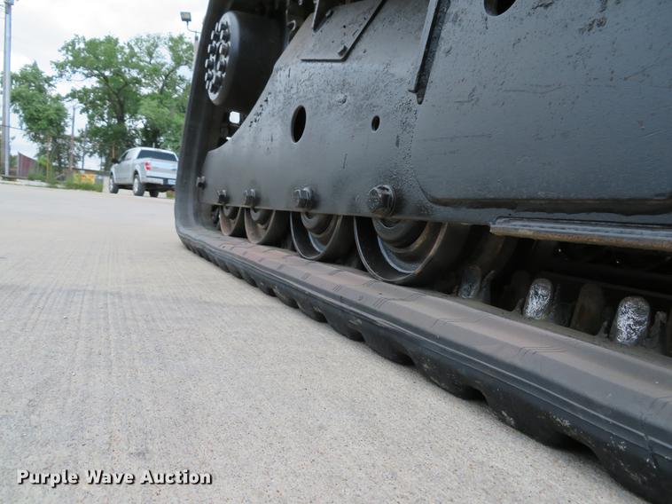 image for item DE8091 2011 Bobcat T180 skid steer