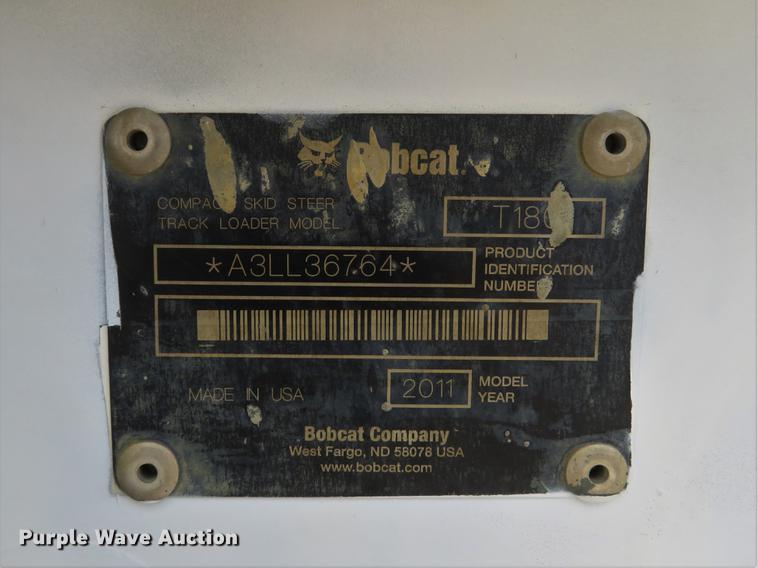 image for item DE8091 2011 Bobcat T180 skid steer