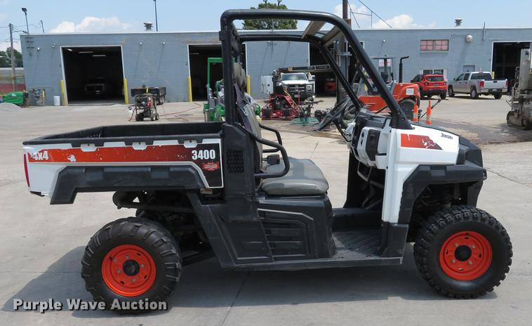 image for item DE8092 2015 Bobcat 3400 utility vehicle