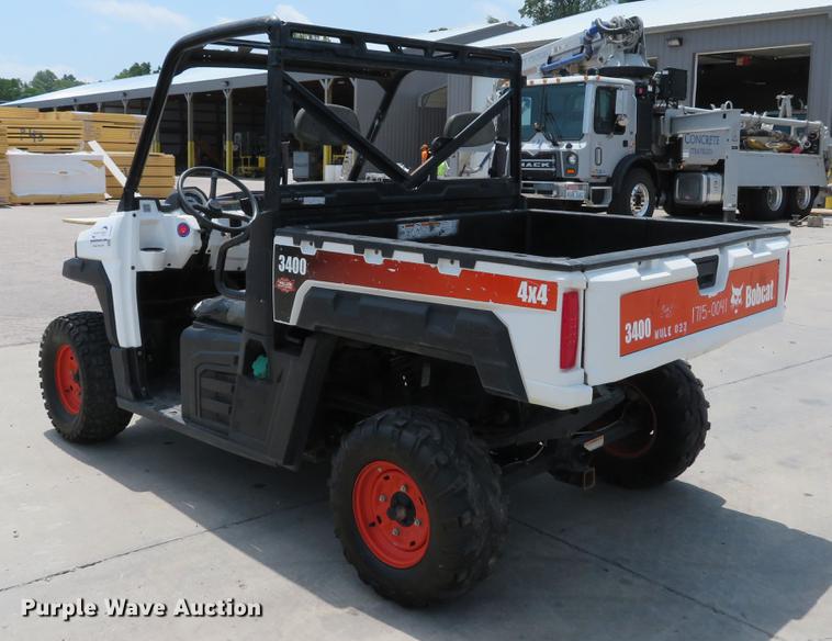 image for item DE8092 2015 Bobcat 3400 utility vehicle