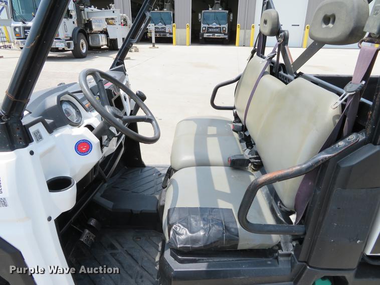 image for item DE8092 2015 Bobcat 3400 utility vehicle