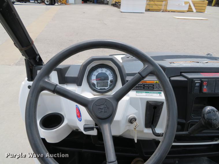 image for item DE8092 2015 Bobcat 3400 utility vehicle