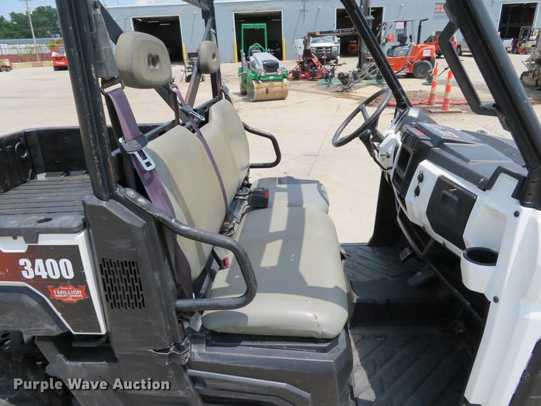 image for item DE8092 2015 Bobcat 3400 utility vehicle