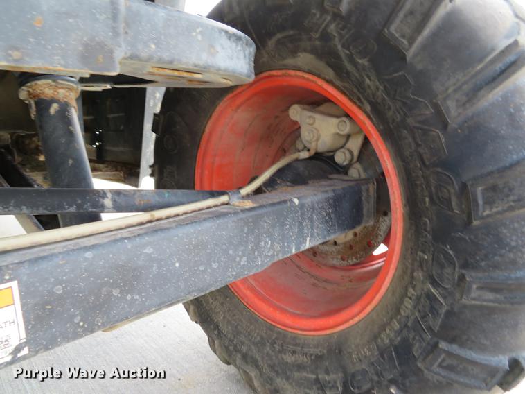 image for item DE8092 2015 Bobcat 3400 utility vehicle