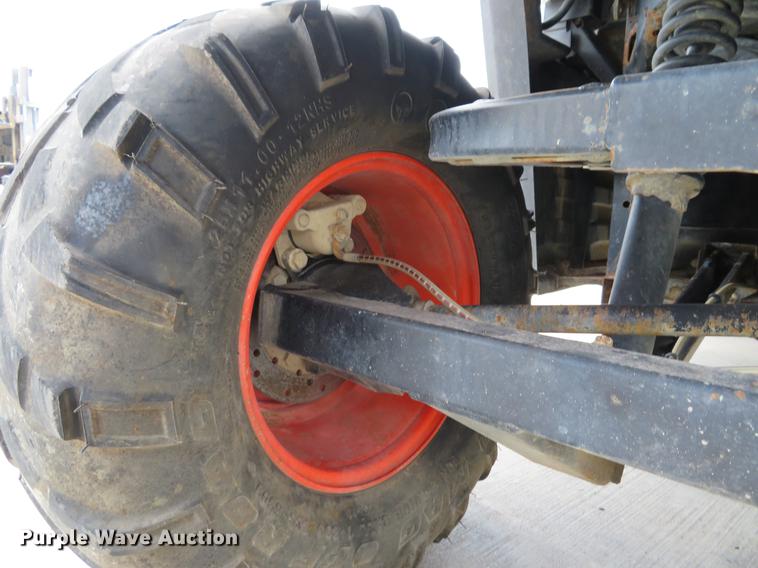 image for item DE8092 2015 Bobcat 3400 utility vehicle