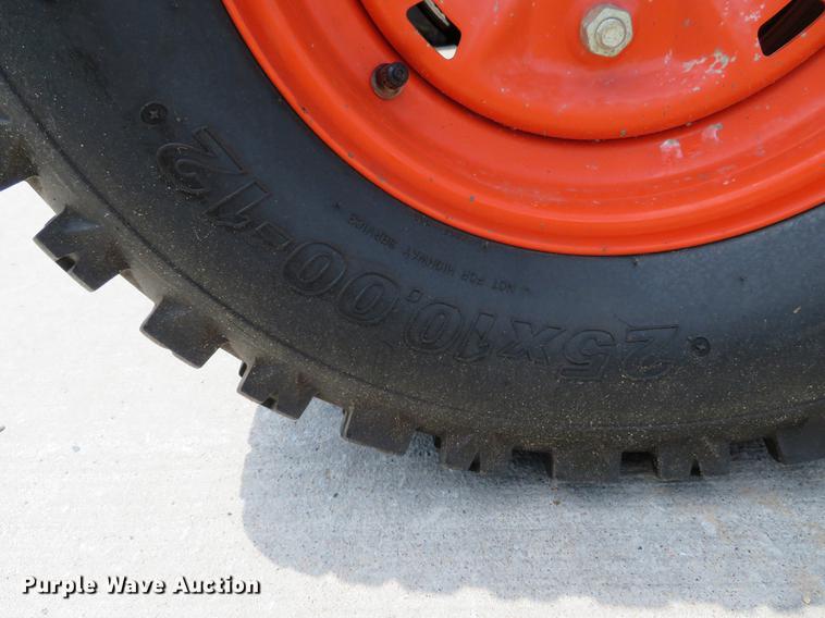 image for item DE8092 2015 Bobcat 3400 utility vehicle