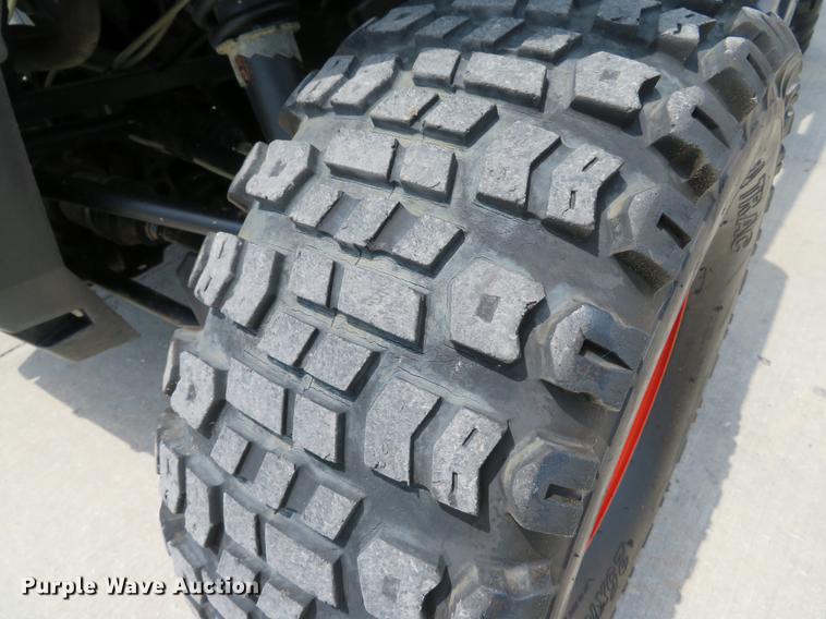 image for item DE8092 2015 Bobcat 3400 utility vehicle