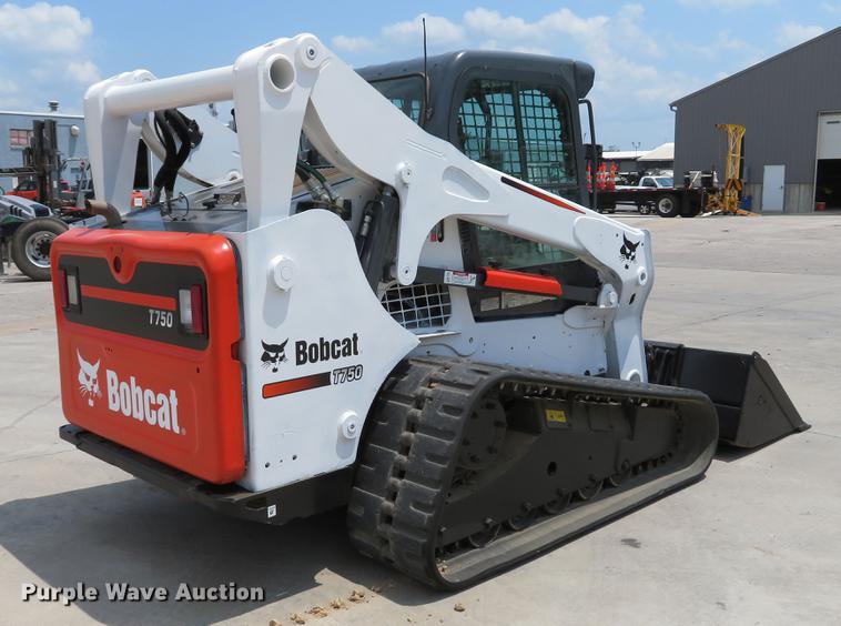 image for item DE8093 2014 Bobcat T750 skid steer