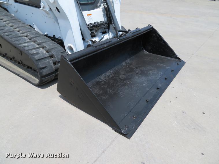image for item DE8093 2014 Bobcat T750 skid steer
