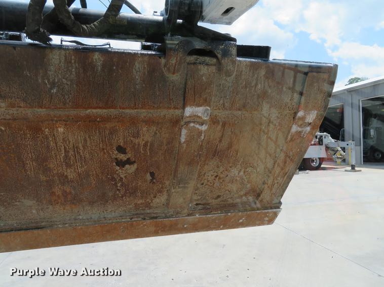 image for item DE8093 2014 Bobcat T750 skid steer