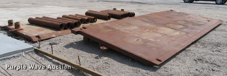 image for item DE8096 Steel trench box