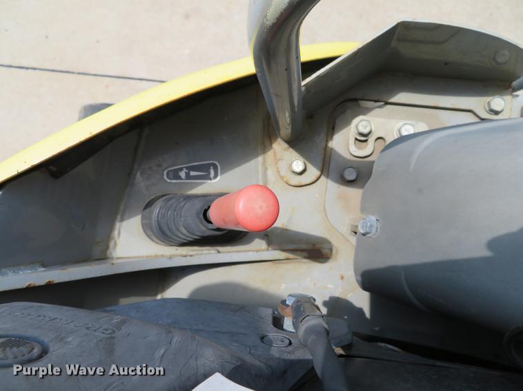 image for item DE8112 2012 Yanmar Vi045-5B mini excavator