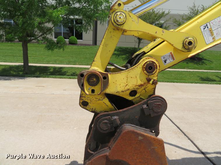 image for item DE8112 2012 Yanmar Vi045-5B mini excavator