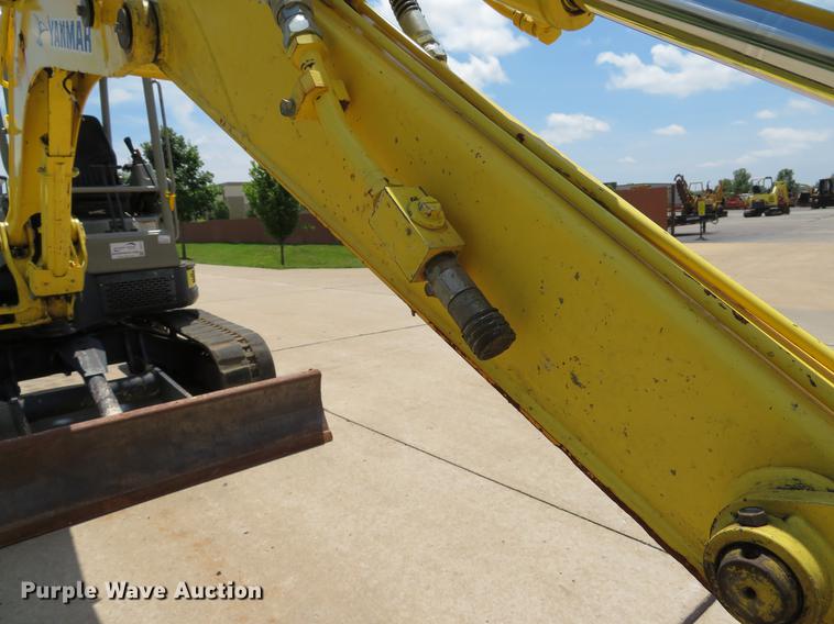 image for item DE8112 2012 Yanmar Vi045-5B mini excavator