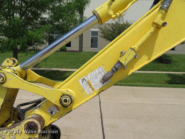 image for item DE8113 2012 Yanmar Vi045-5B mini excavator