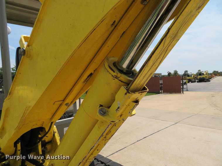 image for item DE8113 2012 Yanmar Vi045-5B mini excavator