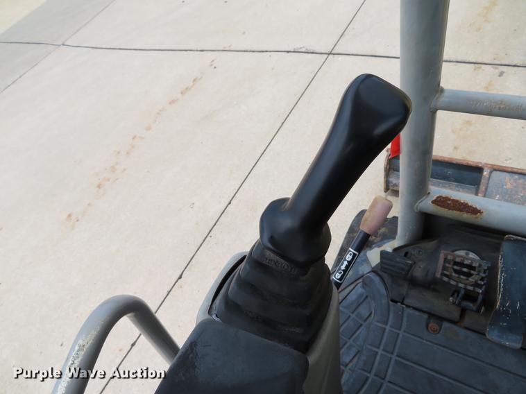 image for item DE8115 2012 Yanmar Vi027-5B mini excavator