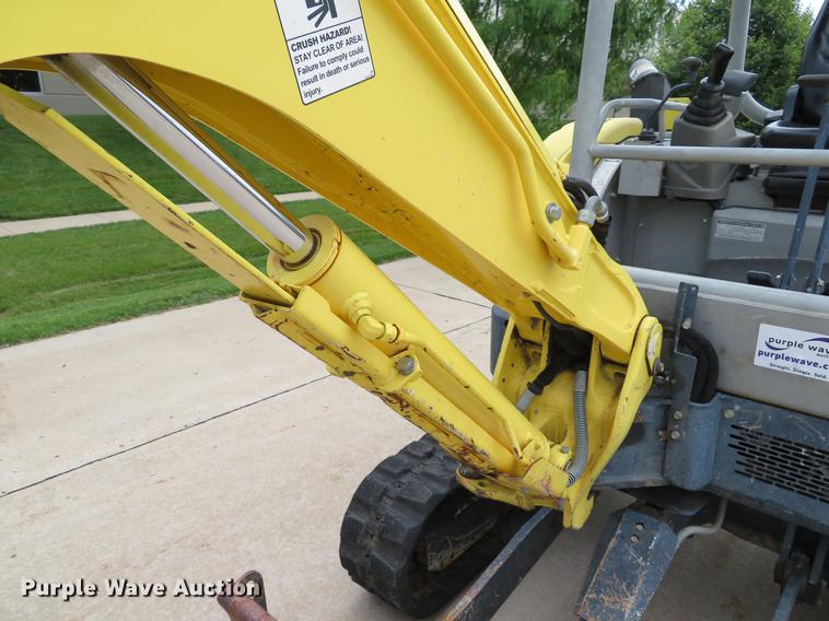 image for item DE8115 2012 Yanmar Vi027-5B mini excavator