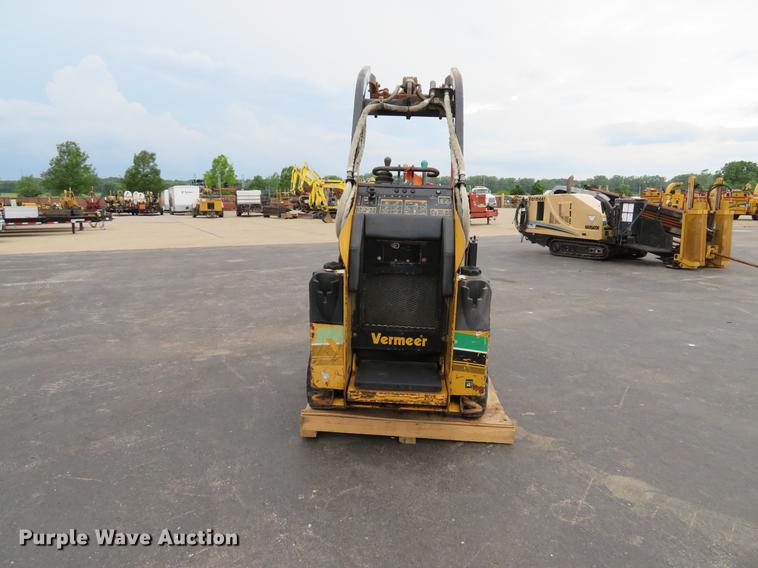 image for item DE8119 2007 Vermeer S600TX compact utility loader