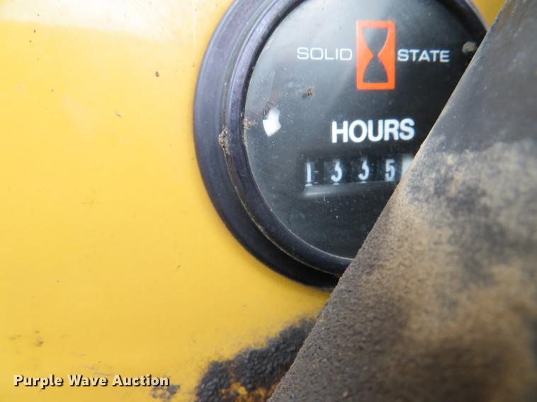 image for item DE8119 2007 Vermeer S600TX compact utility loader