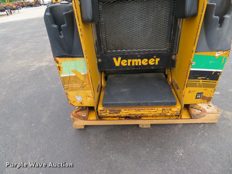 image for item DE8119 2007 Vermeer S600TX compact utility loader