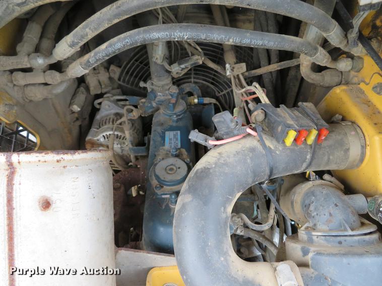 image for item DE8119 2007 Vermeer S600TX compact utility loader